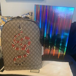 New Gucci GG supreme kingsnake 🐍 backpack